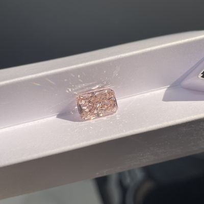 कृत्रिम प्रयोगशाला में उगाया गुलाबी सीवीडी हीरे चमकदार आकार 1.5ct-1.99ct