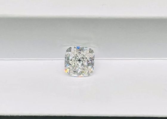 1.16Ct उत्कृष्ट ओवल कट लैब ने व्हाइट डायमंड्स कुशन आकार का बनाया