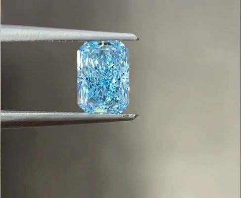 स्काई ब्लू फैंसी इंटेंसिव ब्लू लैब 2ct सीवीडी डायमंड रेडिएंट कट थोक मूल्य
