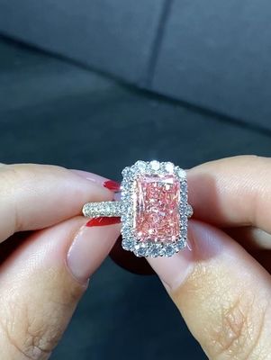 4.56ct लैब डायमंड ज्वेलरी पिंक रेडिएंट कट डायमंड रिंग